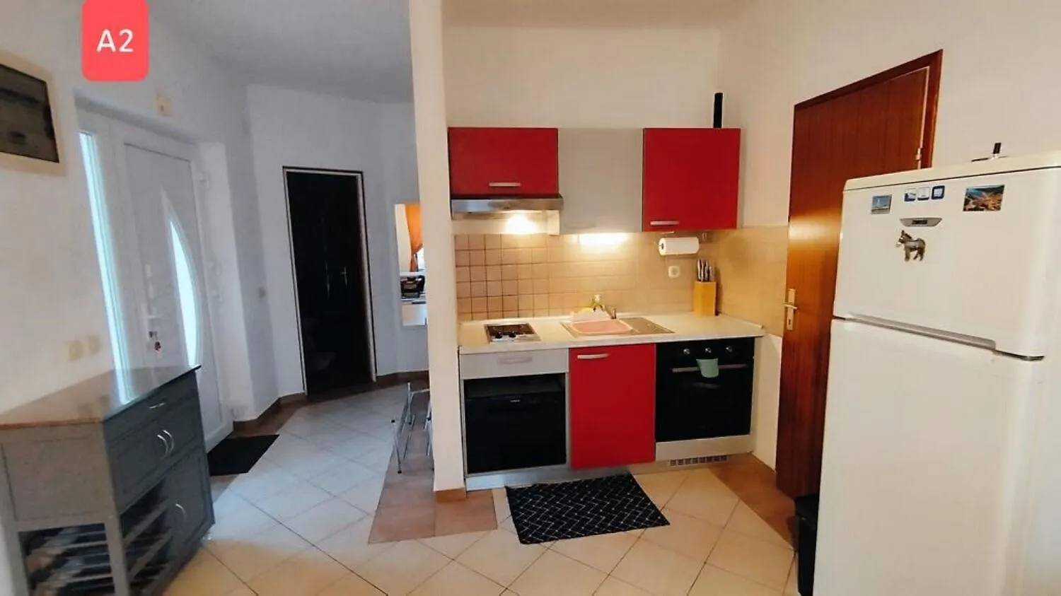 Apartments Josef Veli Rat 0*,